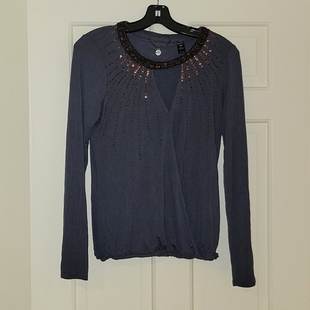 BKE Boutique Faux Wrap Style Top, size XS